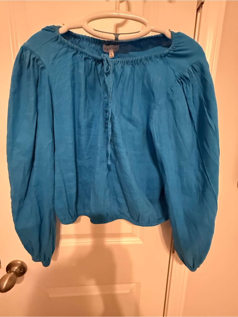 Gianni Bini Bright Turquoise Peasant Top